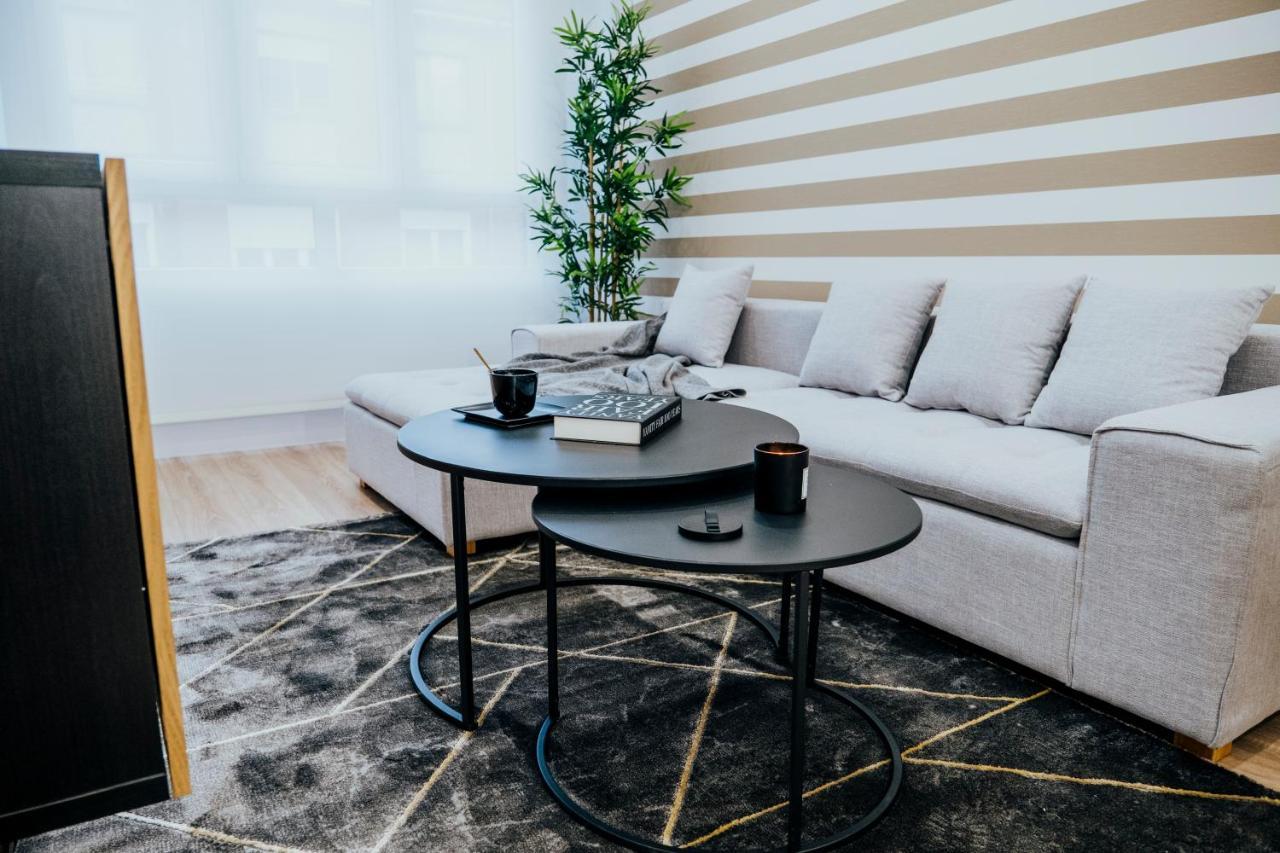 Apartamento Augusto Junquera Apartment Овиедо Екстериор снимка